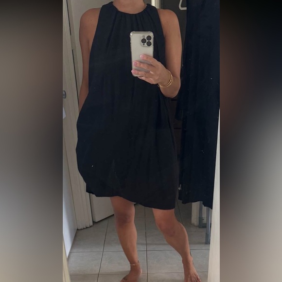 H & M Black Sleeveless Dress - Picture 2 of 3